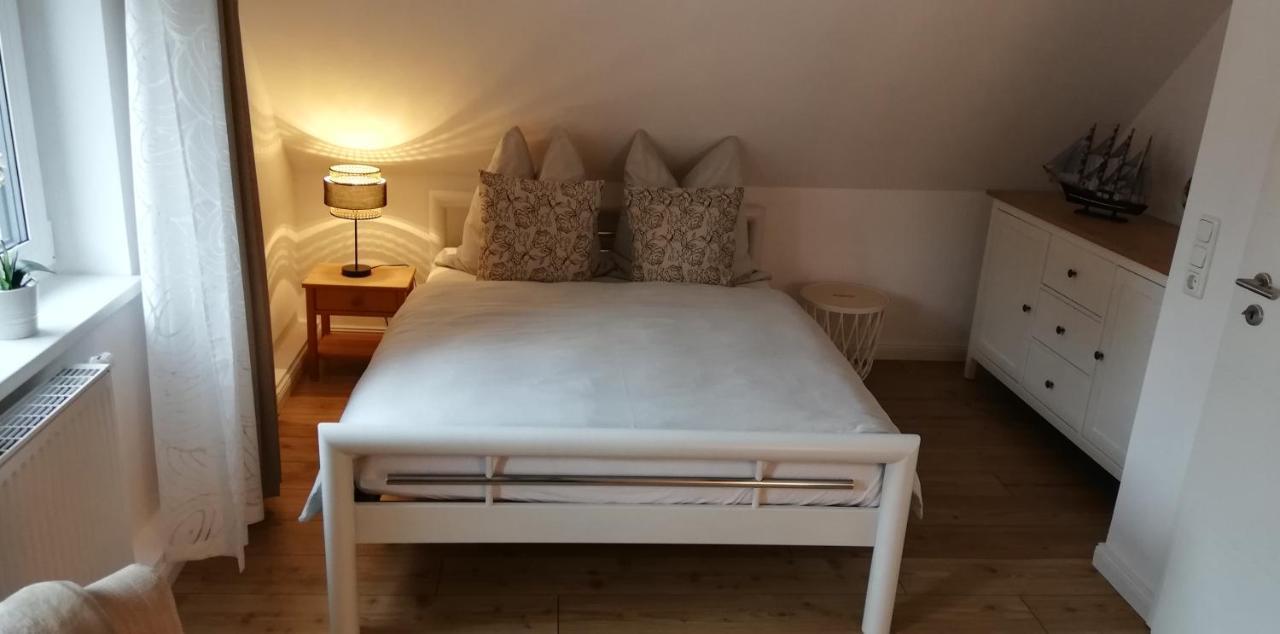Ferienwohnung Schleeff Elsfleth Esterno foto